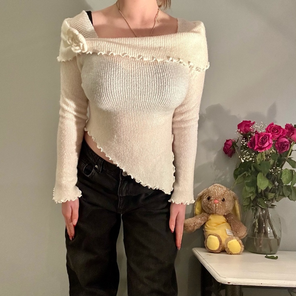 Cream off the shoulder knit sweater